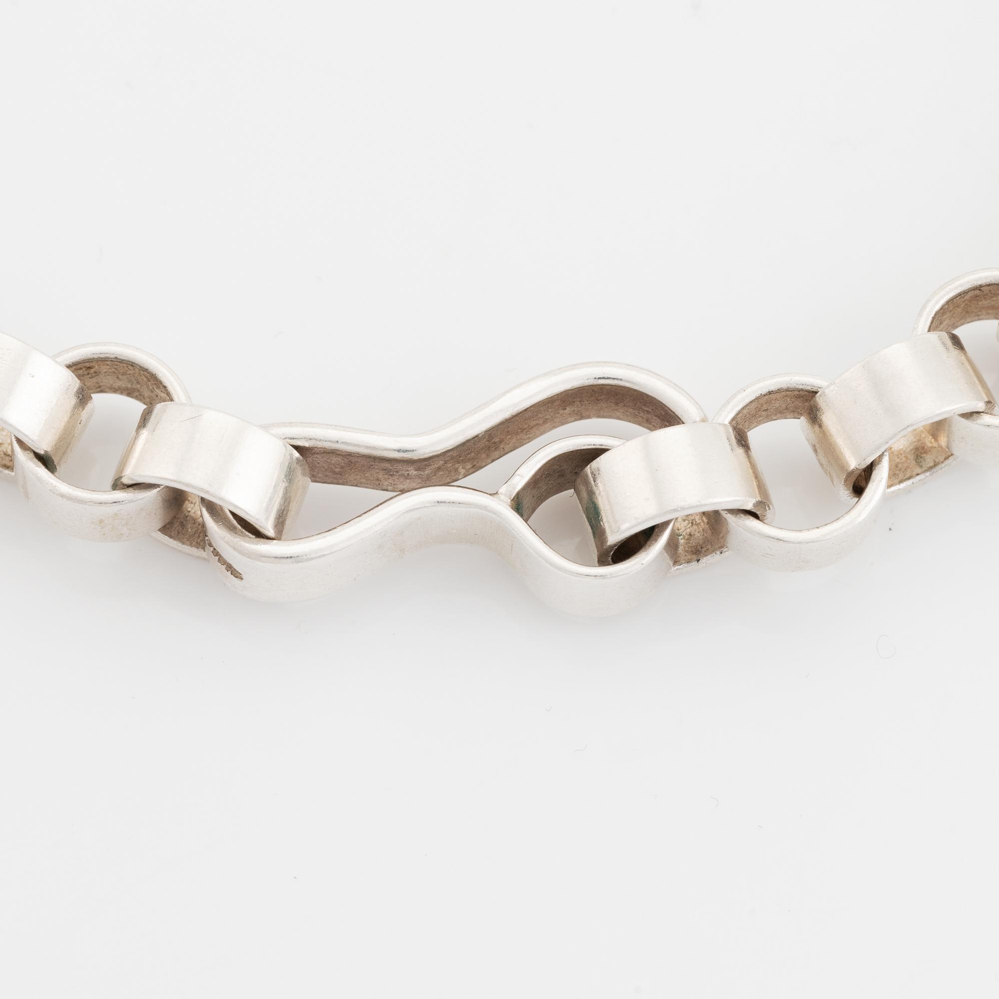 Cecilia Johansson, necklace and bracelet, sterling silver.
