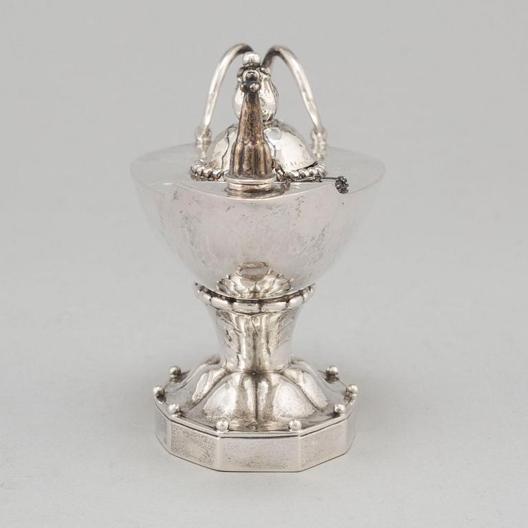 GEORG JENSEN, bordständare/ oljelampa, silver, Danmark, 1919-21, 830/1000 silver.