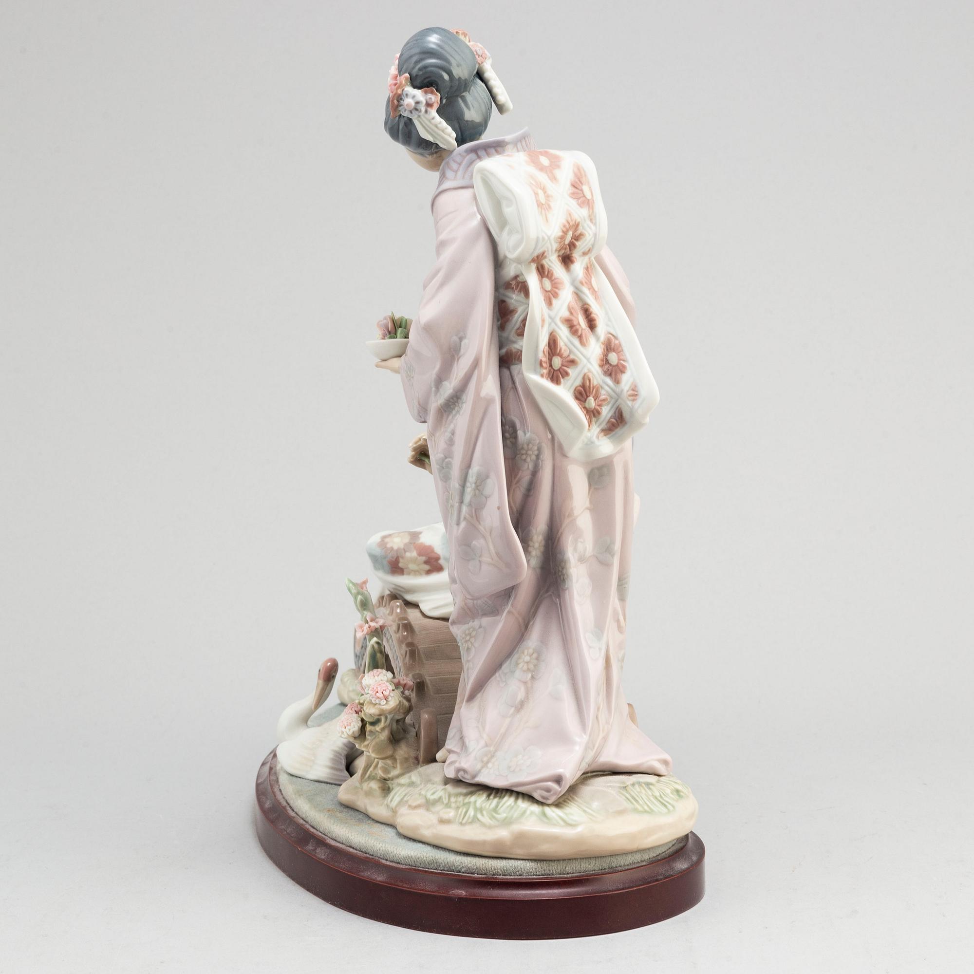 LLADRO, figurin, porslin. "Vår i Japan", 1984.