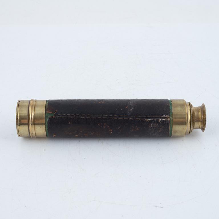 Spyglass, brass, 19th/20th century.