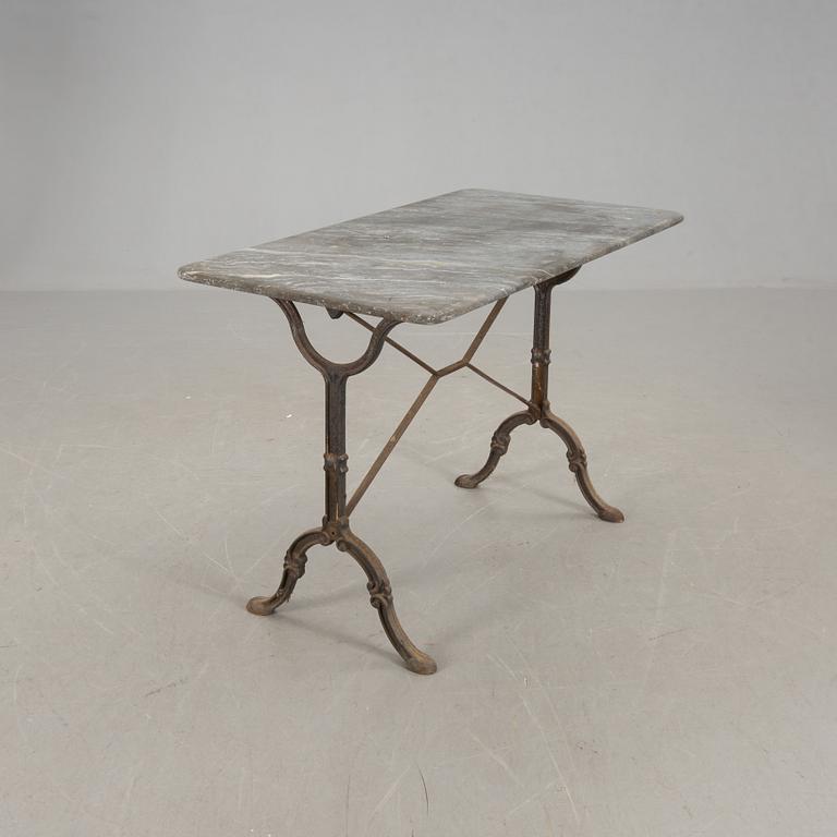 TRÄDGÅRDSBORD, 1900-talets början.