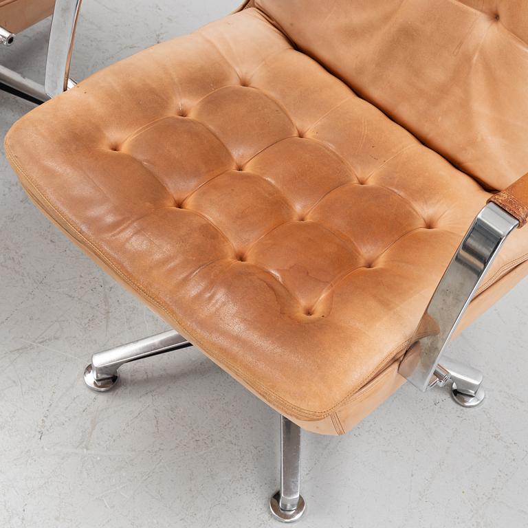 Kenneth Bergenblad, karmstolar, ett par, "Herkules", Dux.