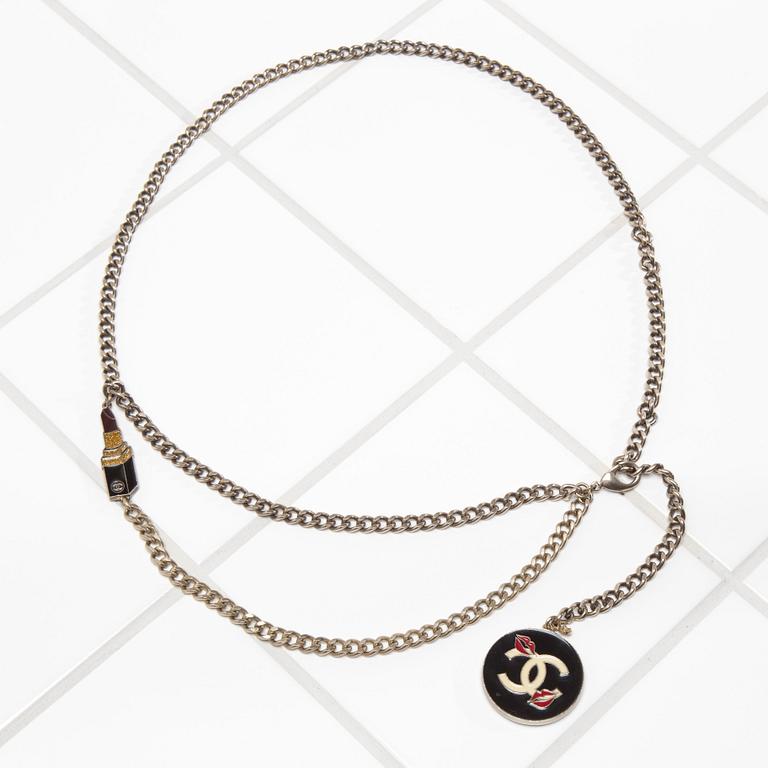 SKÄRP, Chanel.