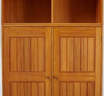 Andreas Hansen, a set of four bookcase modules from Hadsten Træindustri, Denmark.