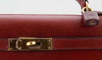 A 1990's Hermès "Kelly" handbag.