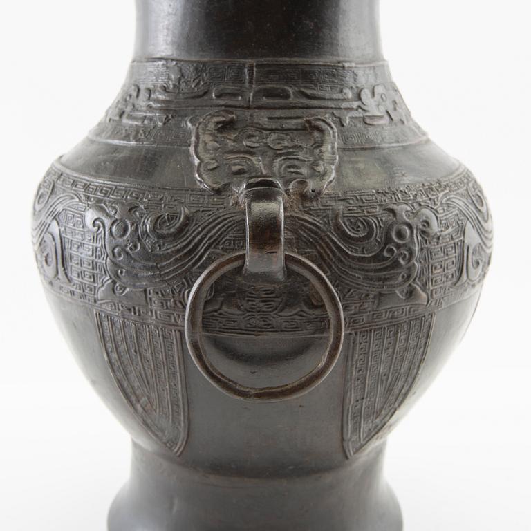 Vas Kina 16/1700-tal brons.