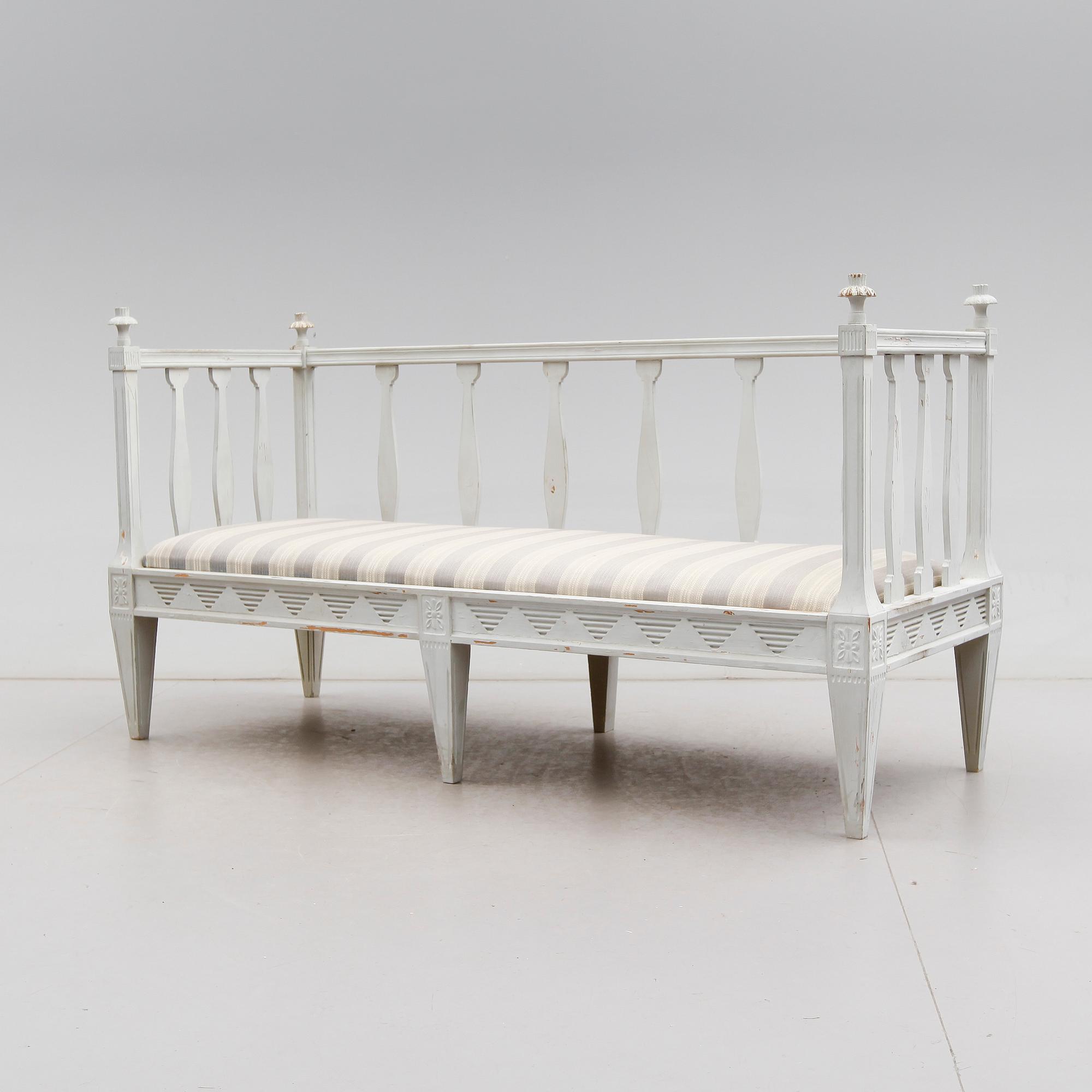 SOFFA, gustaviansk stil, 1900-talets första hälft.