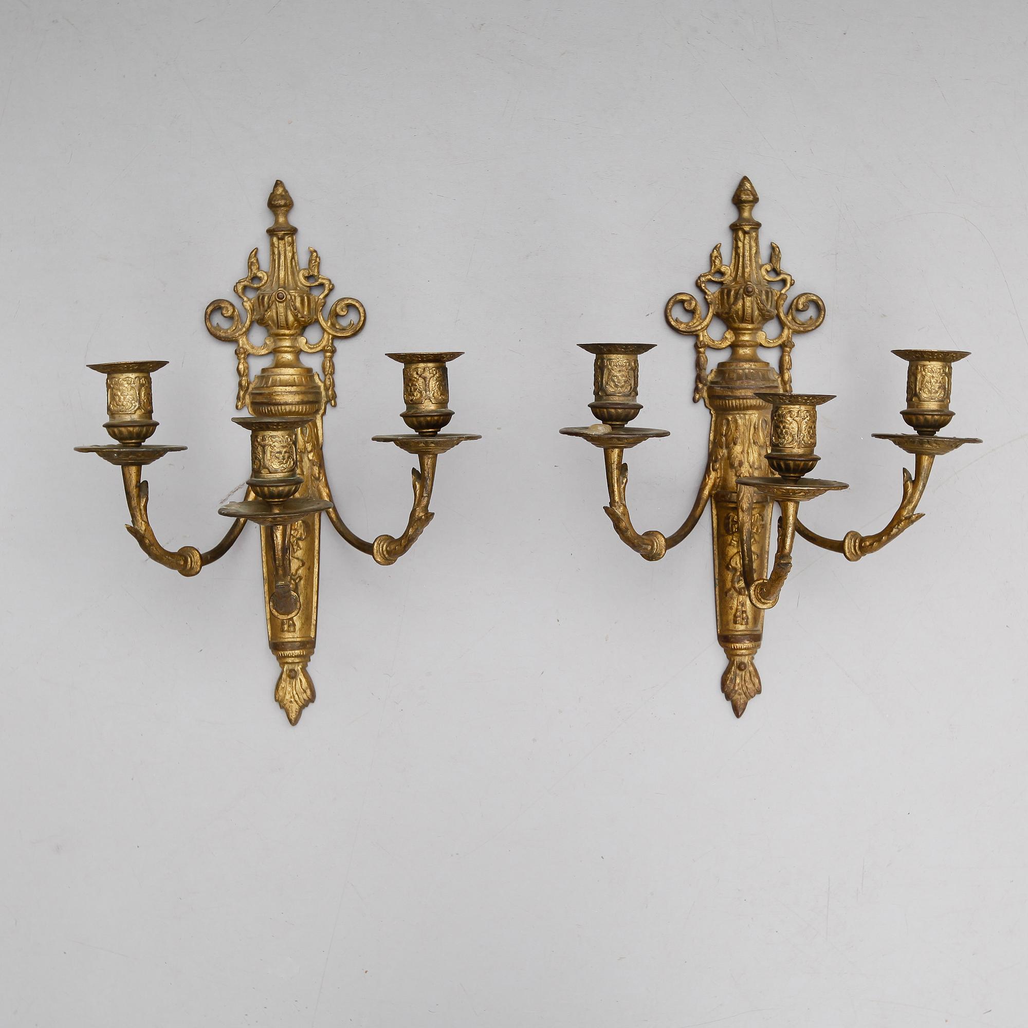 VÄGGLAMPETTER, 1 par, gustaviansk stil, 1800-talets mitt.