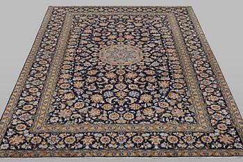 A carpet, Kashan, ca 348 x 237 cm.