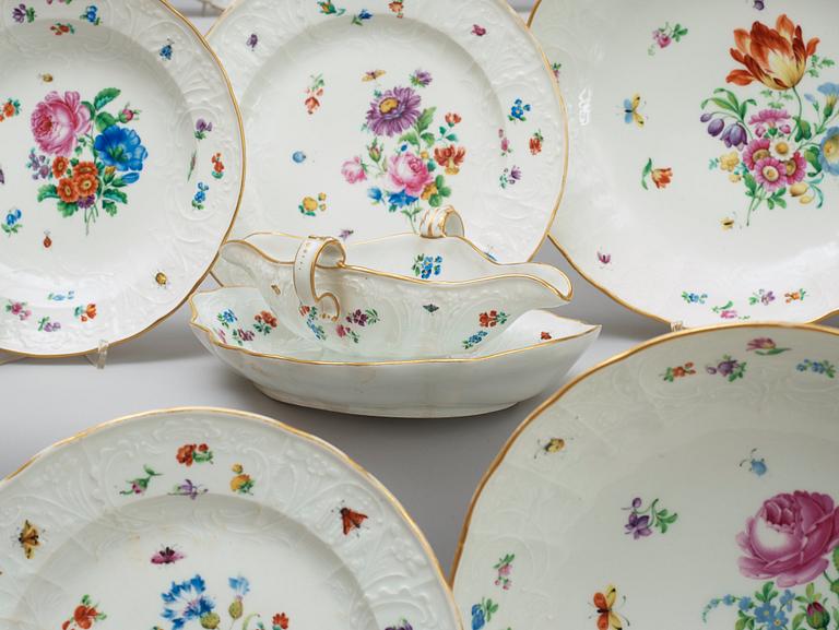 SERVIS, 78 delar, porslin. Meissen, främst 1700-tal.