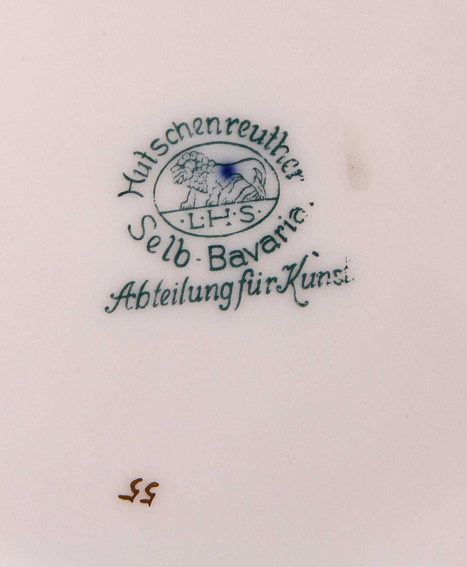 KANDELABRAR, ett par samt VAS, porslin, rokokostil, Hutschenreuther.