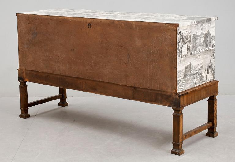 SIDEBOARD. 1920/30-tal.