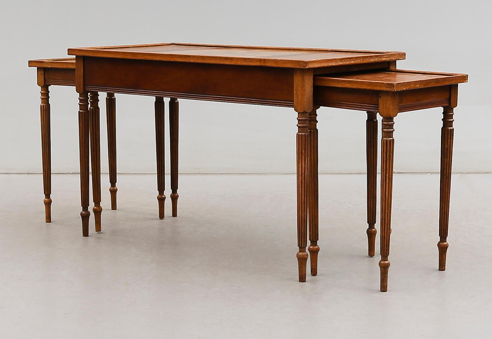 SATSBORD, 3 del, England, 1900-talets andra hälft.