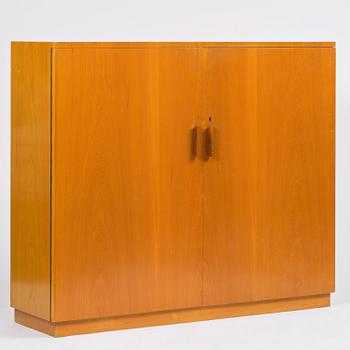 Nordiska Kompaniet, an elm veneered cabinet, Sweden, 1930s-40s.