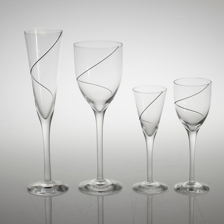 ANNA EHRNER, 48 delar, glas, "Line", Kosta Boda, 1900-talets slut.