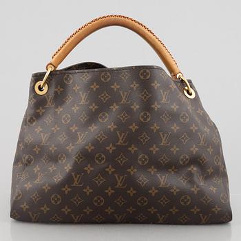 Louis Vuitton, an 'Artsy MM' handbag, 2013.