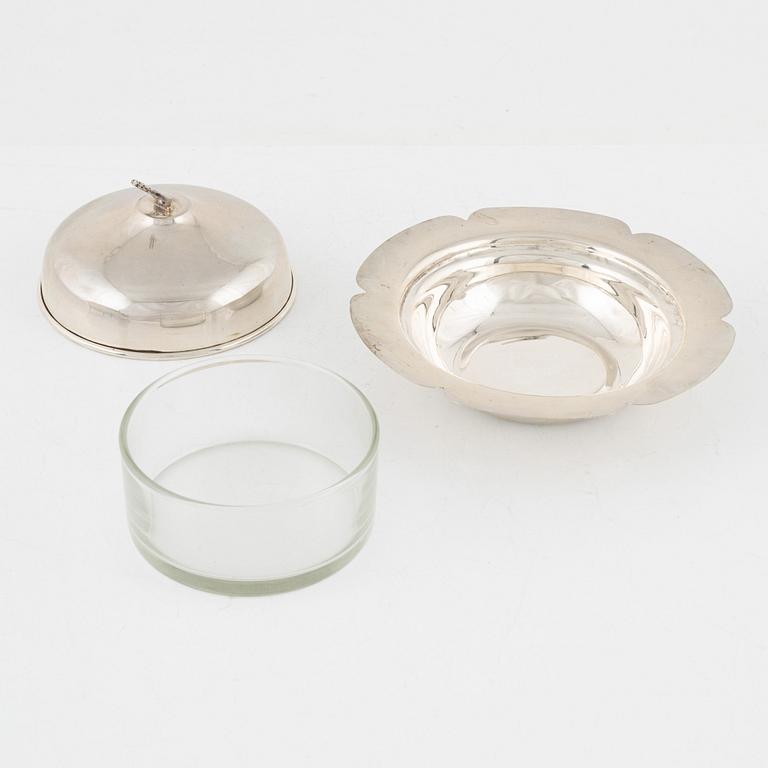 A group of five bowls and a goblet, silver, Colombia, 20th century.