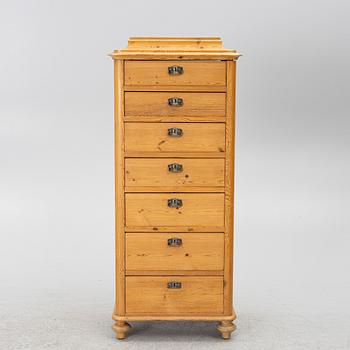 A chest of drawers, late 19th Century.