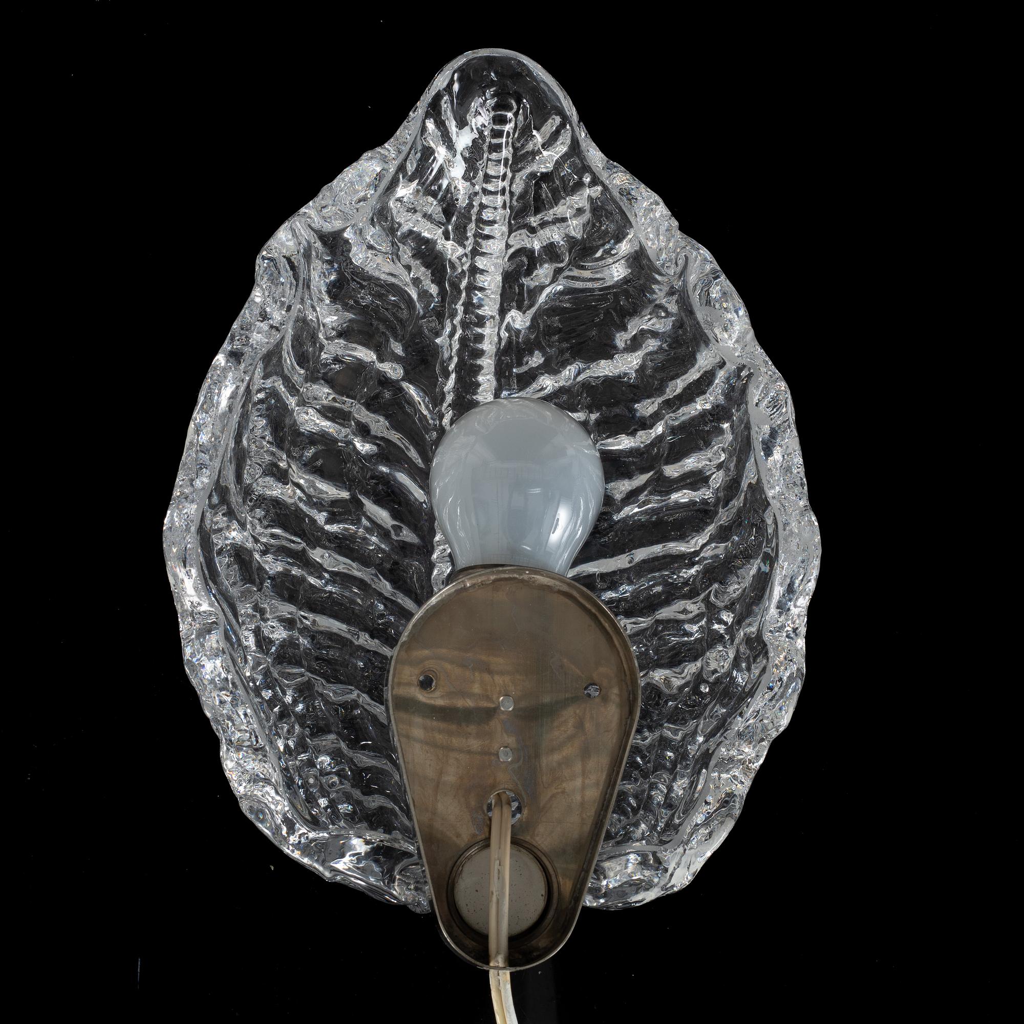 Fritz Kurz, a pair of wall lights model "KD 924", Orrefors, Sweden, mid 20th century.