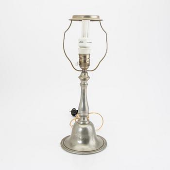 A 1930/40s pewter table lamp.