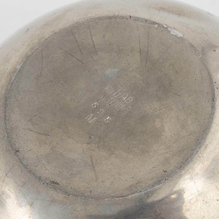 Vaser, 2 st, tenn, GAB, Stockholm, 1935 och 1936.