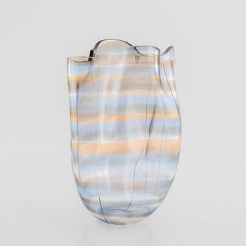 Gunnar Cyrén, a glass vase, Orrefors 1985.