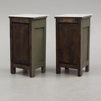 SÄNGBORD, ett par, 1900-talets första hälft.