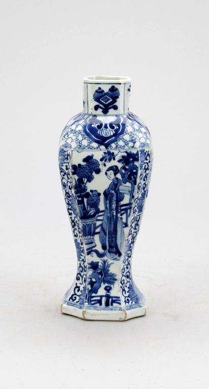 VAS, porslin, Kangxi, Kina, 1700-tal.