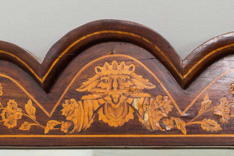 SPEGEL med KONSOLBORD, empire, 1800-talets första del/mitt. Sannolikt Holland.