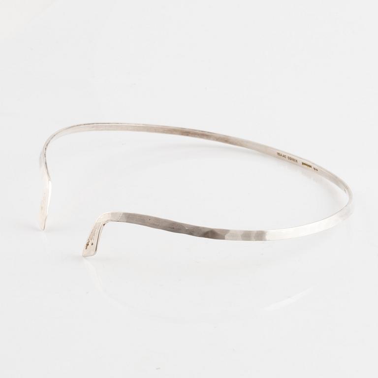 Isaac Cohen, silver necklace.