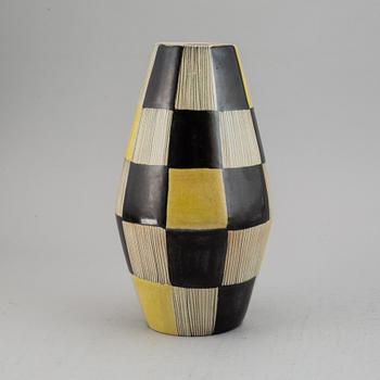 Carl-Harry Stålhane, vase, "Torro faience", decor by Aune Laukkanen, Rörstrand, Sweden ca 1952.