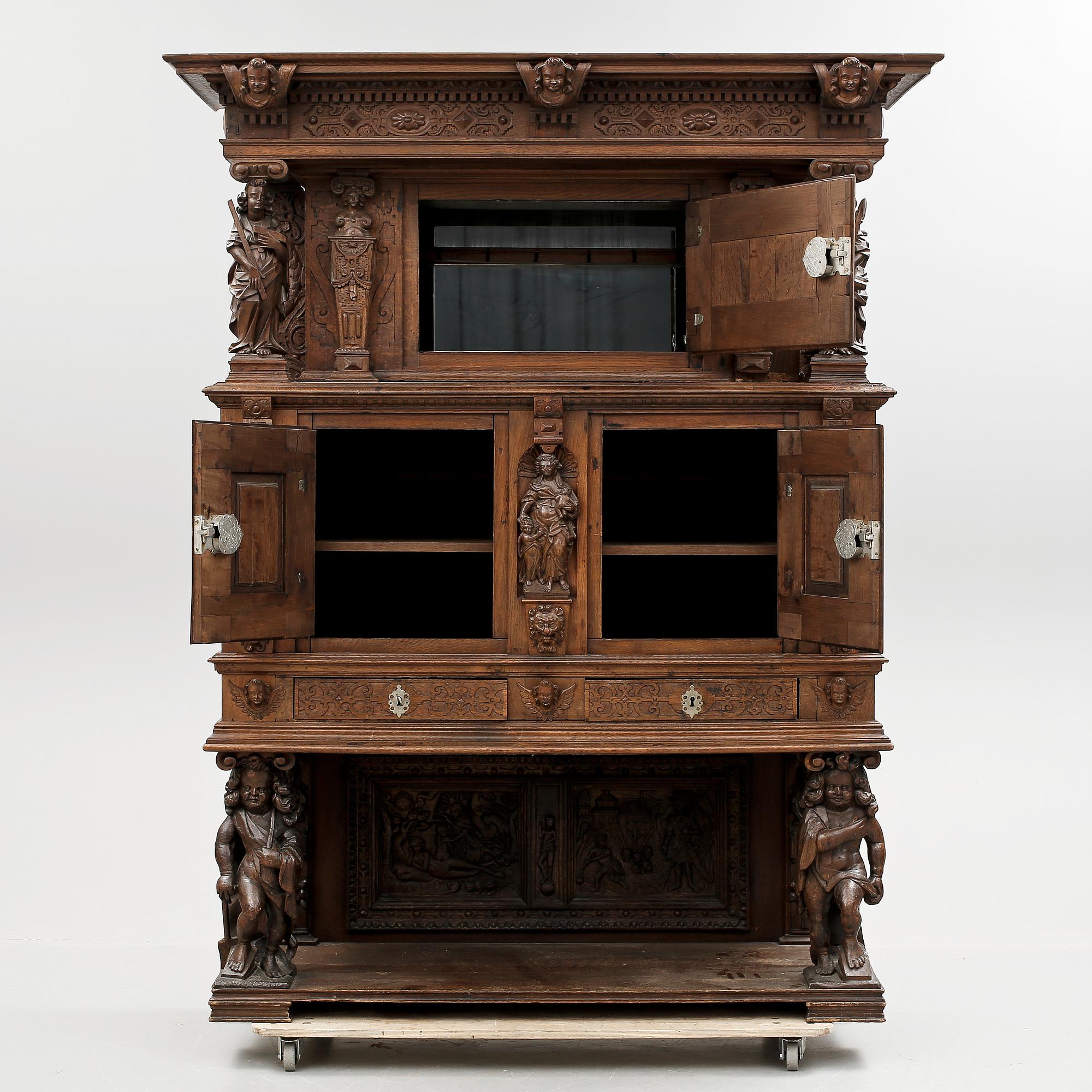 SKÅP, barock, 1800-tal samt äldre delar.