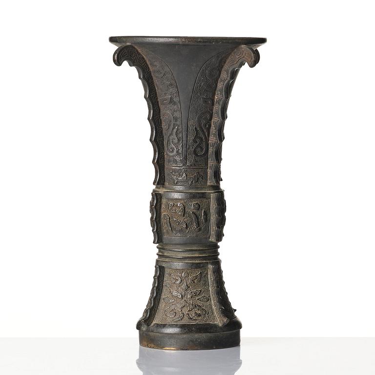 An archaistic bronze vase, Gu, late Ming dynasty/early Qing dynasty.