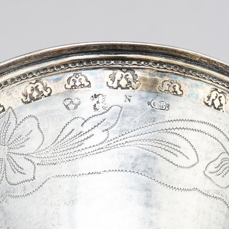 Carl Berg, bägare, delvis förgyllt silver, Norrköping 1771. Rokoko.