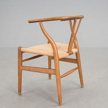 KARMSTOL, "Y-stolen", Hans J Wegner, MADE IN DENMARK BY CARL HANSEN & SON ODENSE DENMARK, 1960-tal.
