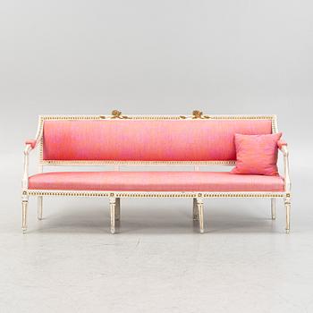 A Gustavian sofa, around 1800.