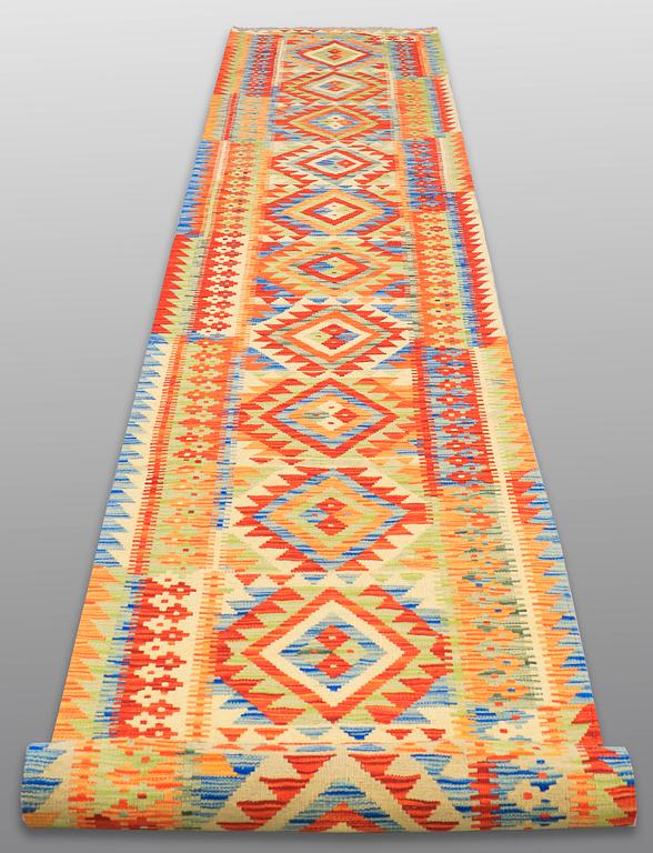 A RUNNER, Kilim, ca 610 x 85 cm.