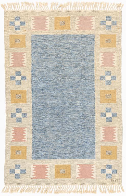 Birgitta Södergren, probably. A Swedish flat weave carpet, signed, circa 203 x 135 cm.