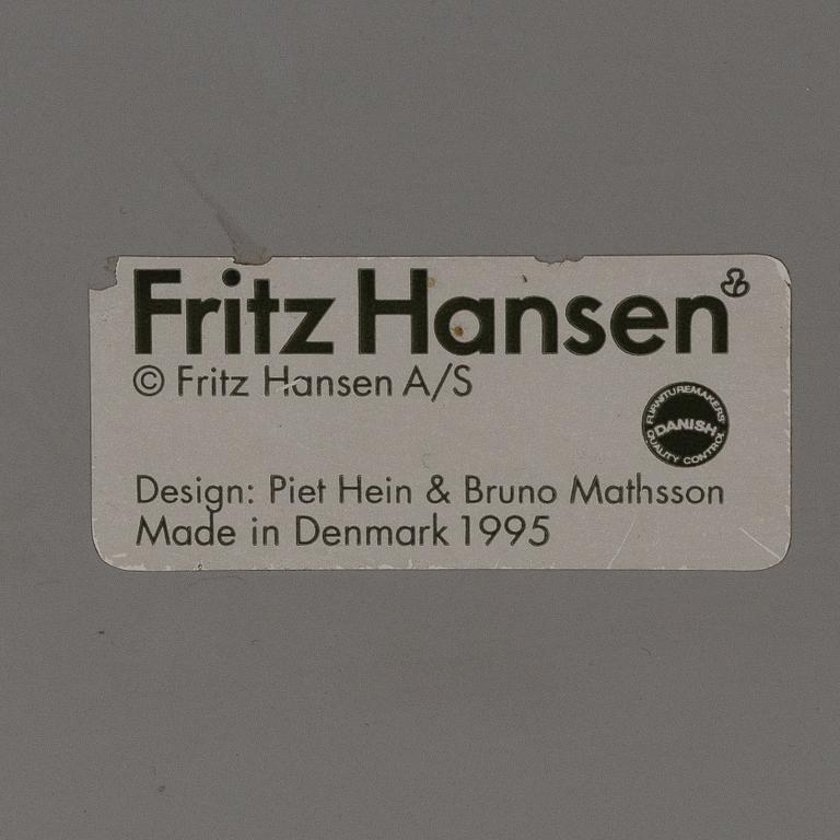 Bruno Mathsson & Piet Hein, matbord, "Superellips", Fritz Hansen, Danmark, daterat 1995.