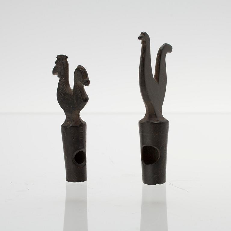 KRANTAPP, 2 st, Östersjöområdet, 1500-1600-tal.