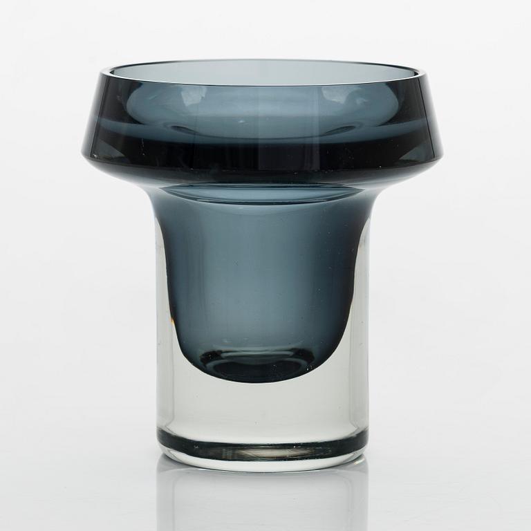 Kaj Franck, vase, glass, model "KF 260", signed K. Franck Nuutajärvi Notsjö -59. Designed in 1959.