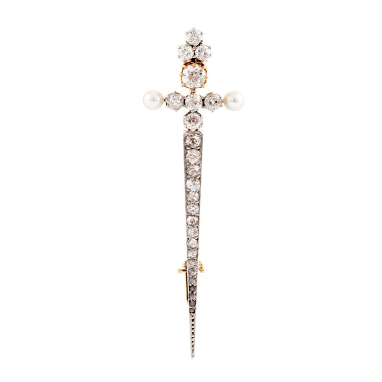 An 18K gold sword brooch set with old-cut diamonds and pearls.