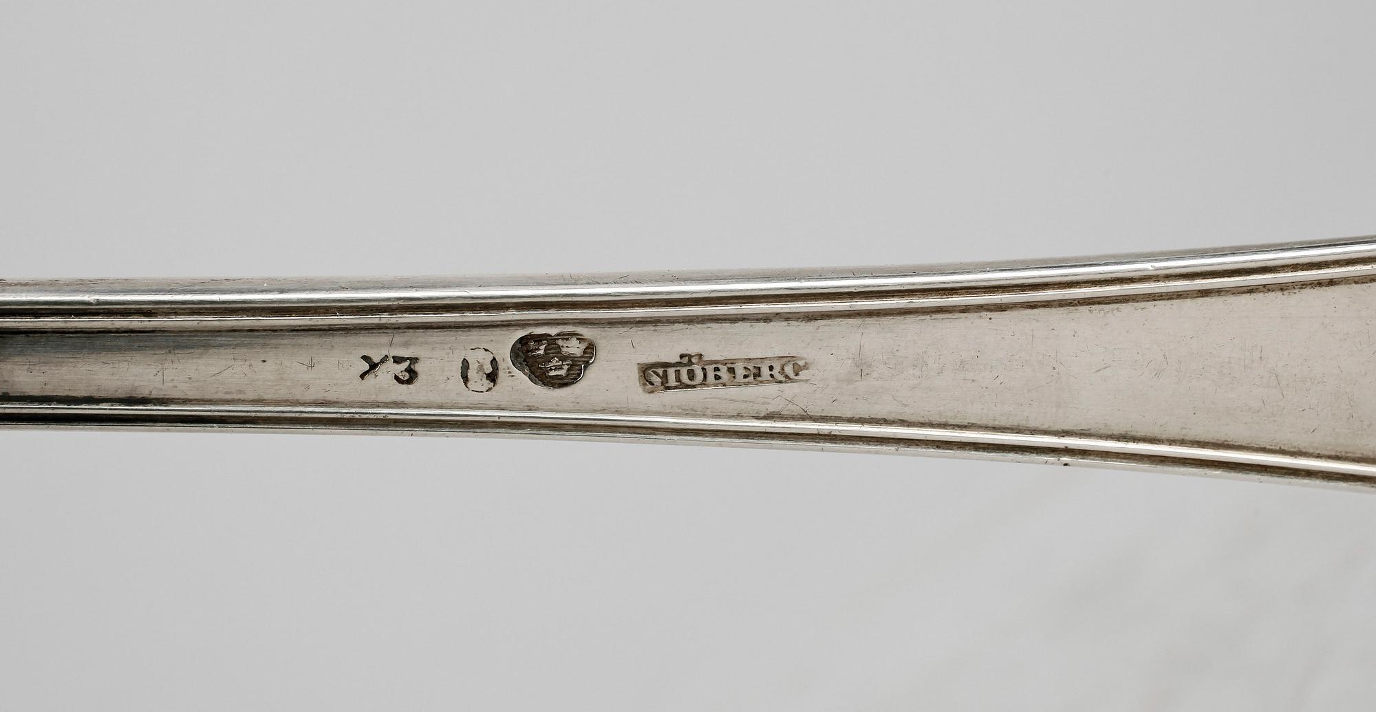 SOPPSLEV, silver, Petter Adolf Sjöberg, Stockholm 1828. Vikt ca 256 gram.