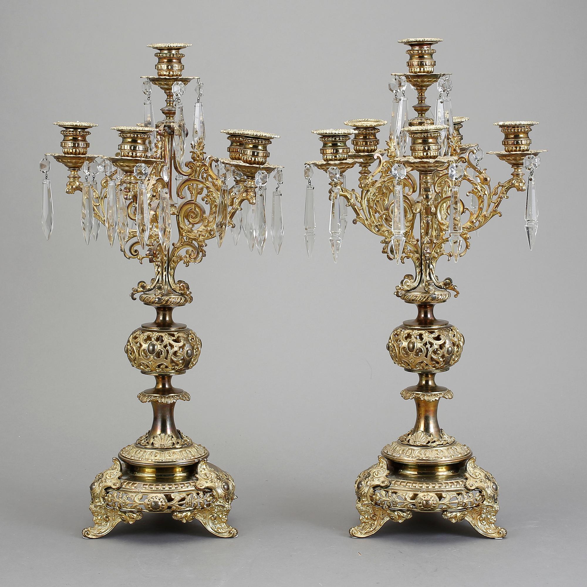 KANDELABRAR ETT PAR, Nyrenässans, 1800-talets slut.