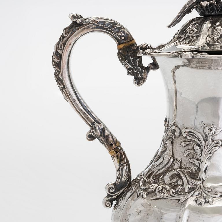 A mid 19th-Century silver coffee pot,  maker's mark of John Angell II & George Angell, London 1843.