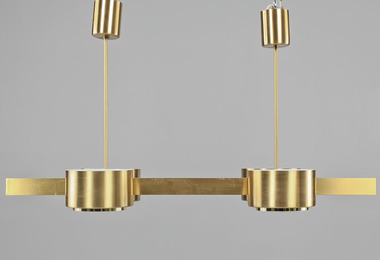 TAKLAMPA, Hans-Agne Jakobsson, Markaryd, 1900-talets fjärde kvartal. Höjd 58 cm.