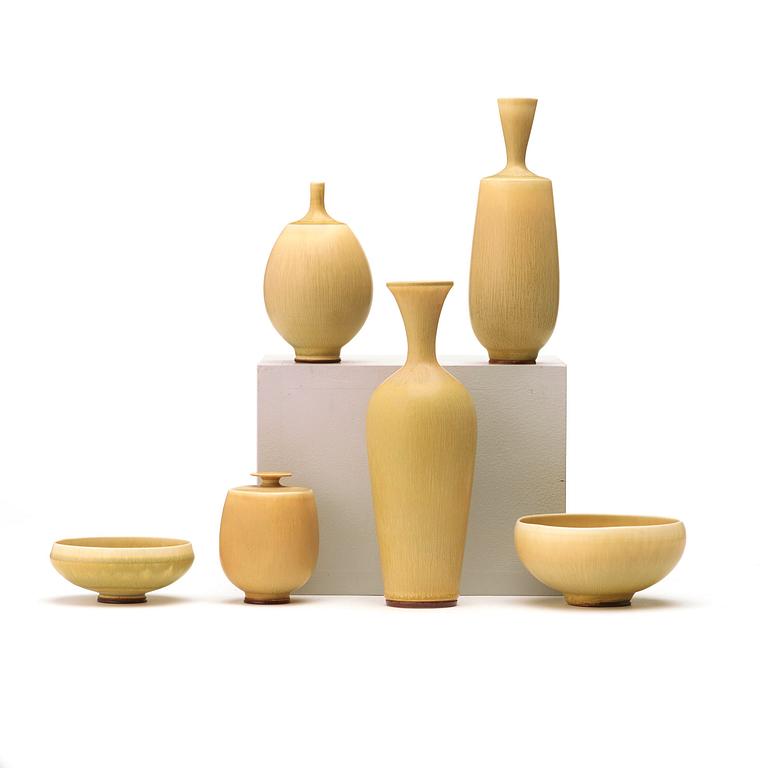 Berndt Friberg, vaser, 4 st och skålar, 2 st, Gustavsbergs studio 1973-76.