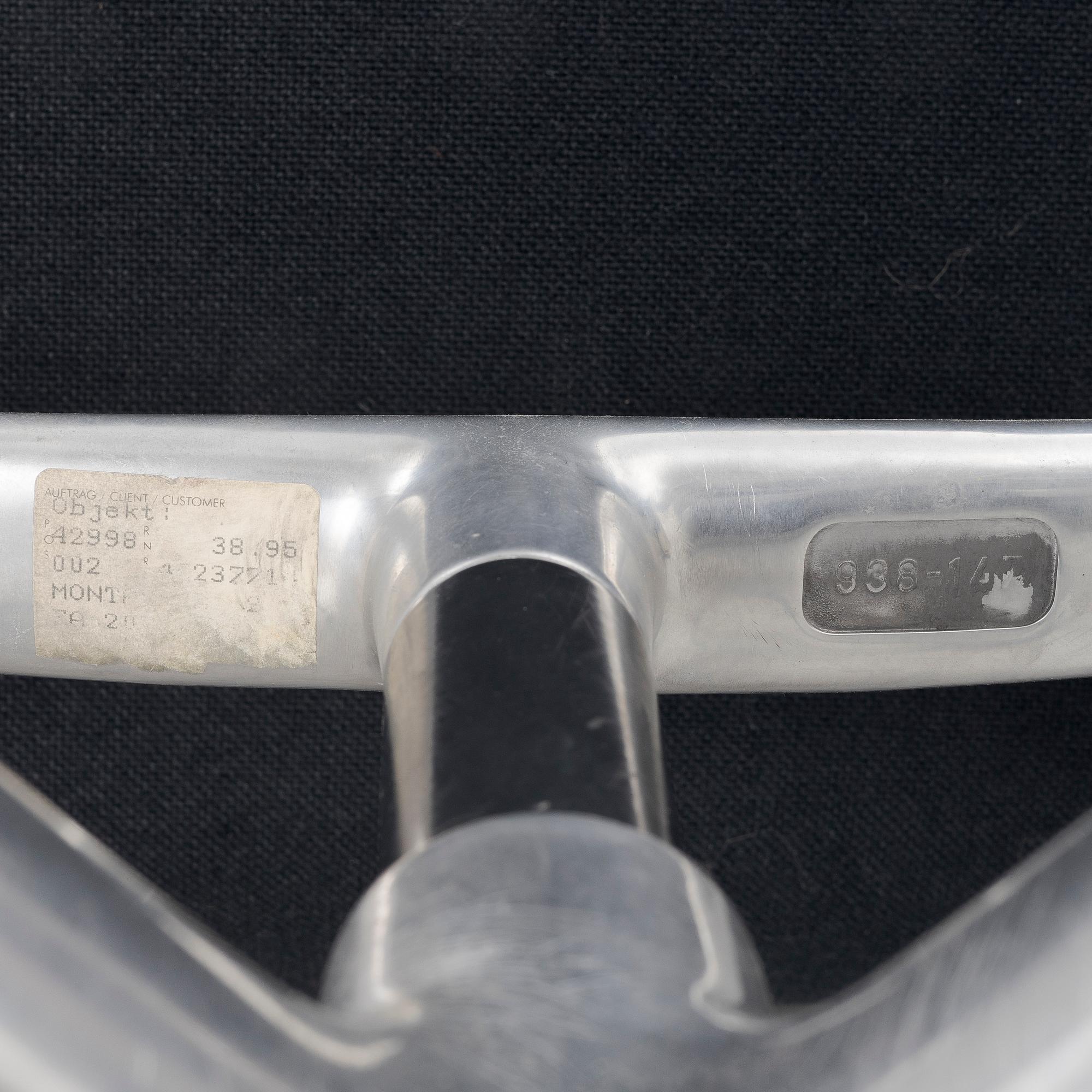 Charles & Ray Eames, "Soft Pad Chair EA 208", Vitra.