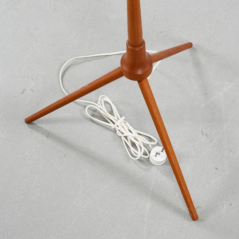 A mid 20th century floor lamp.