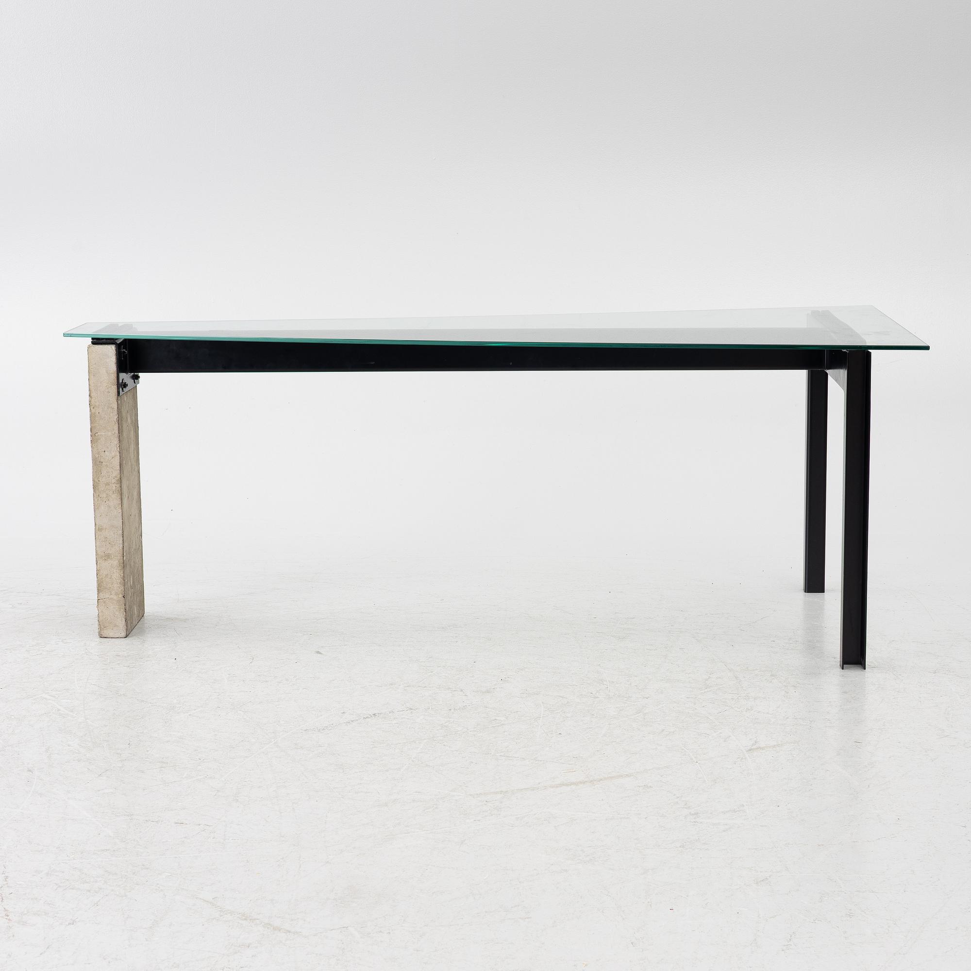 Jonas Bohlin, Coffee table, “Concrete”, Källemo.